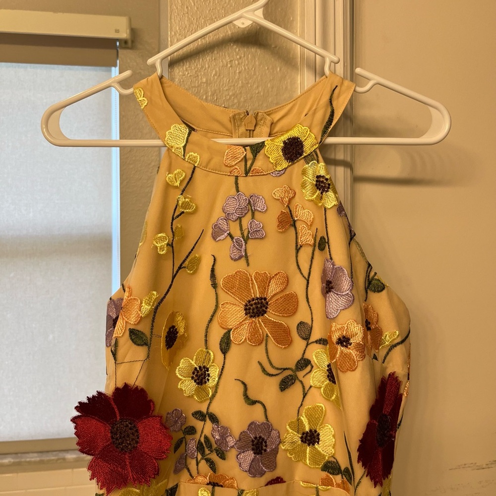 Like-New Just Me 3D Floral Halter Neck Dress 🌼 - Picture 14 of 17